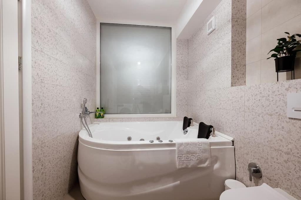Jacuzzi Apartment Bacau